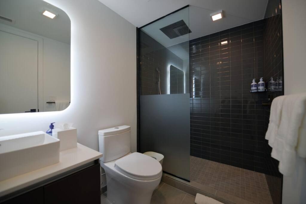 Wonderful Studio Apartment With Great Views And Pool Miami Luaran gambar